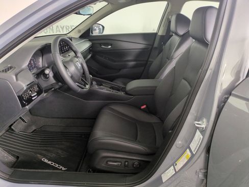 New 2026 Honda Accord EX-L image 9