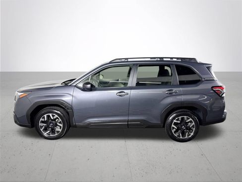Certified 2025 Subaru Forester Premium AWD/4WD image 10
