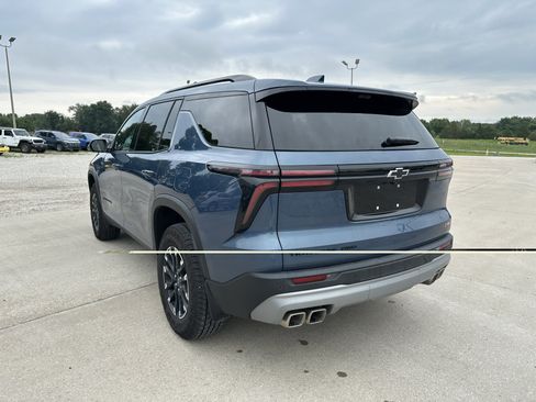 Certified 2026 Chevrolet Traverse Z71 w/ Driver Confidence Package AWD/4WD image 7