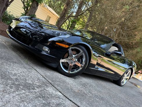 Used 2008 Chevrolet Corvette Coupe w/ Preferred Equipment Group RWD image 9