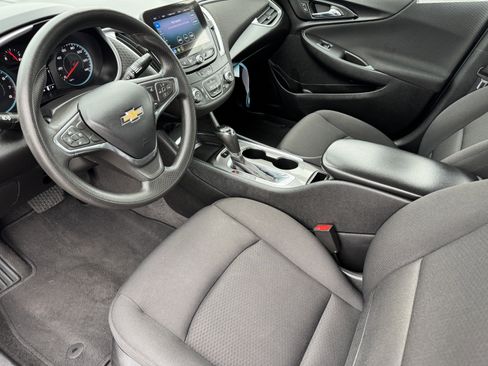 Certified 2020 Chevrolet Malibu LS w/ Driver Confidence Package image 9