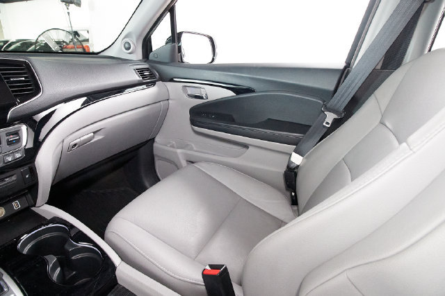 Used 2022 Honda Pilot Touring image 8