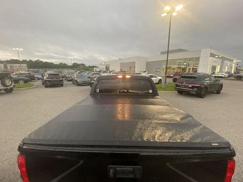 Used 2020 Toyota Tundra SR5 AWD/4WD image 9