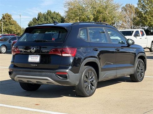 Used 2024 Volkswagen Taos S image 4