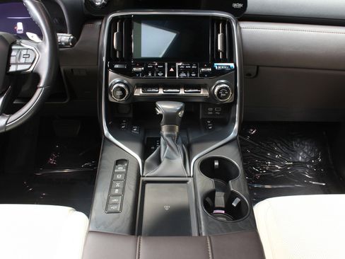 Used 2023 Lexus LX 600 4WD w/ Appearance Package image 61