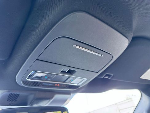 Used 2022 Ford F150 Lariat w/ Max Trailer Tow Package image 25