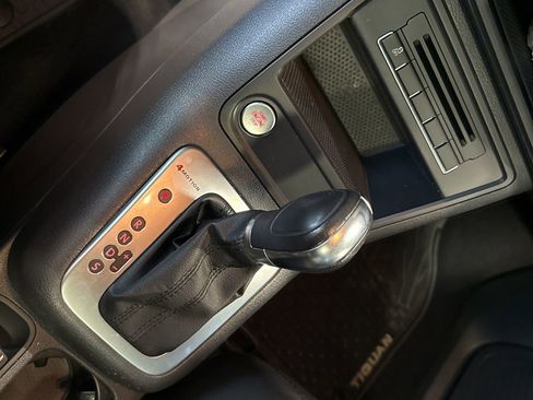 Used 2014 Volkswagen Tiguan SEL image 16