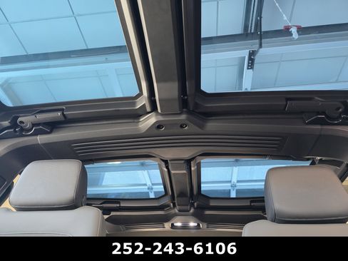 Used 2024 GMC Hummer EV 3X w/ Omega Edition AWD/4WD image 11