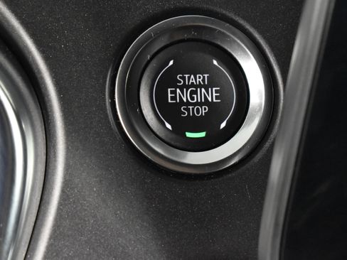 Used 2025 Chevrolet Blazer LT AWD/4WD image 25