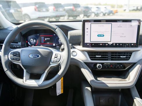 New 2026 Ford Explorer Active AWD/4WD image 20