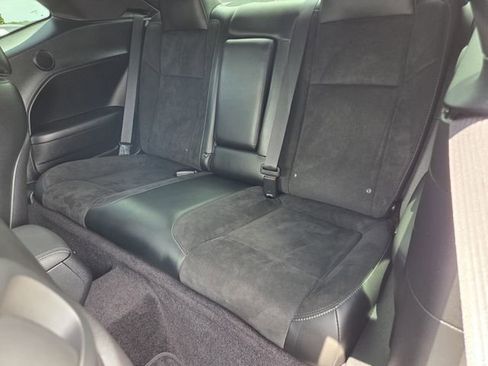 Used 2018 Dodge Challenger R/T Scat Pack RWD image 13