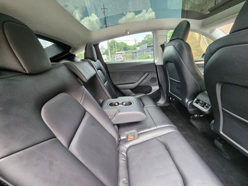Used 2023 Tesla Model Y Long Range AWD/4WD image 66