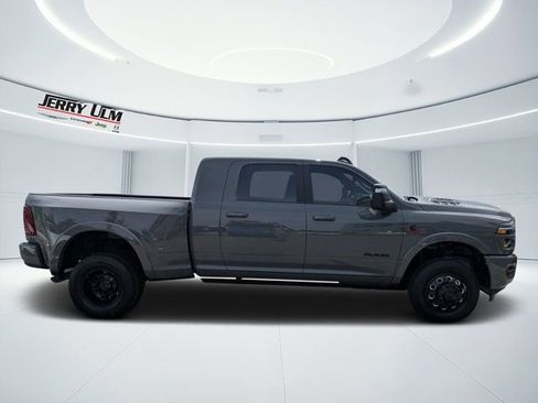 New 2026 RAM 3500 Limited AWD/4WD image 2