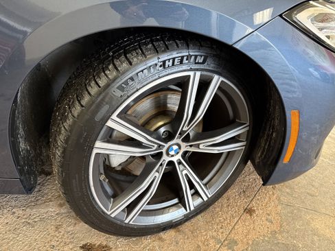 Used 2022 BMW 430i xDrive Convertible w/ Premium Package image 16