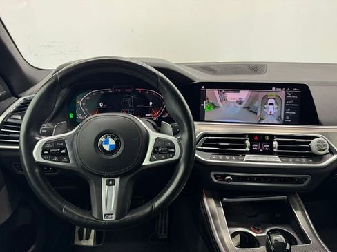 Used 2019 BMW X5 xDrive40i w/ M Sport Package image 3