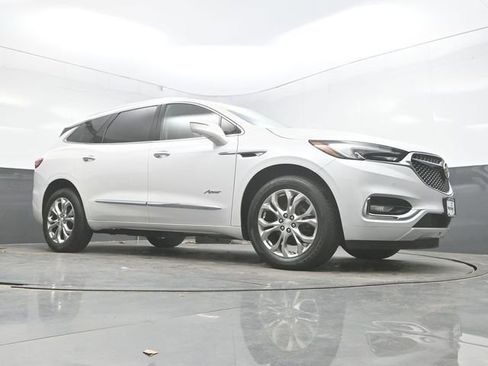 Used 2020 Buick Enclave Avenir w/ Avenir Technology Package image 34