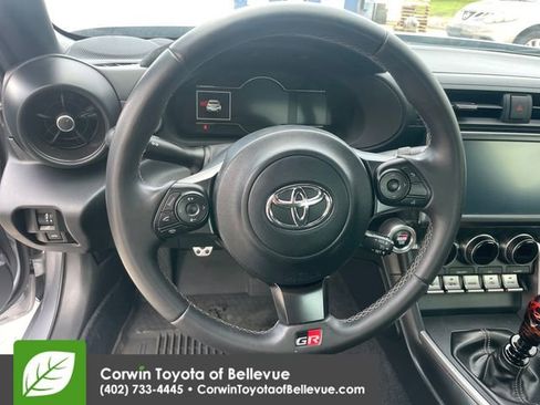 Used 2023 Toyota GR86 Premium w/ ALL Weather Mat Package (TMS) RWD image 22