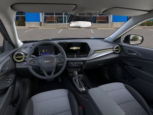 New 2026 Chevrolet Trax LT FWD image 15
