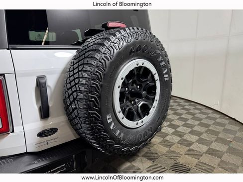 Used 2023 Ford Bronco Badlands w/ Sasquatch Package AWD/4WD image 58