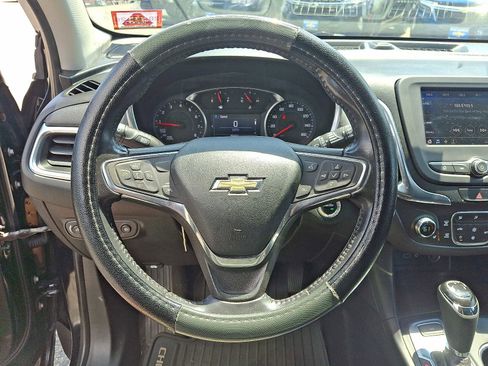 Used 2020 Chevrolet Equinox LT image 19