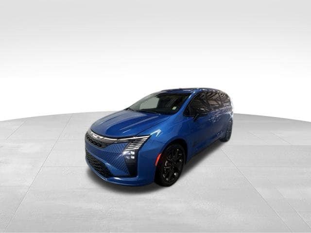 New 2027 Chrysler Pacifica Select FWD image 2