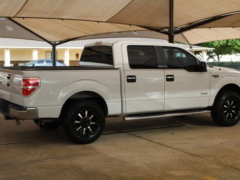 Used 2013 Ford F150 XLT w/ XLT Chrome Pkg image 11