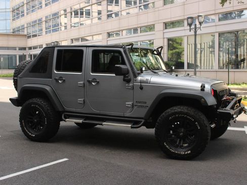 Used 2014 Jeep Wrangler Unlimited Sport w/ Quick Order Package 23S image 2