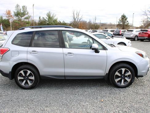 Used 2017 Subaru Forester 2.5i Premium w/ All-Weather Package image 6