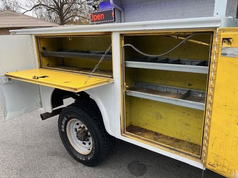 Used 2004 Ford F350 XL image 13