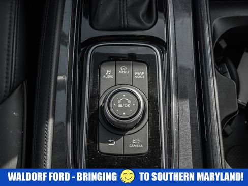 Used 2022 Nissan Armada SV w/ Cargo Package image 31