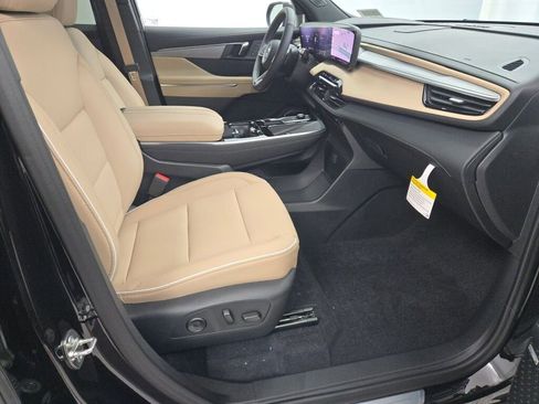 New 2026 Buick Enclave Preferred w/ Power Package image 7