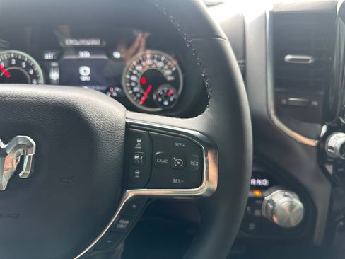 Used 2025 RAM 1500 Laramie image 20