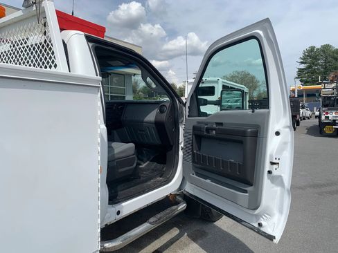 Used 2012 Ford F550 2WD Regular Cab Super Duty w/ Payload Upgrade Pkg image 18