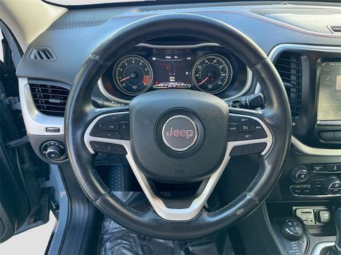 Used 2014 Jeep Cherokee Trailhawk w/ Comfort/Convenience Group image 11