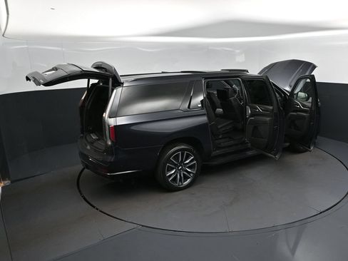 Used 2023 Cadillac Escalade ESV Sport Platinum RWD image 50