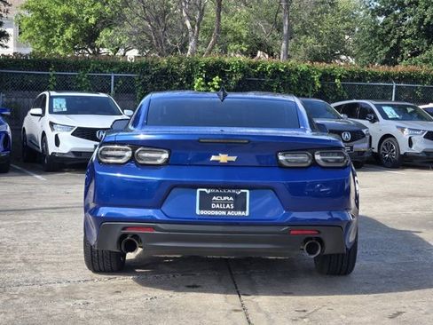 Used 2023 Chevrolet Camaro LT RWD image 7