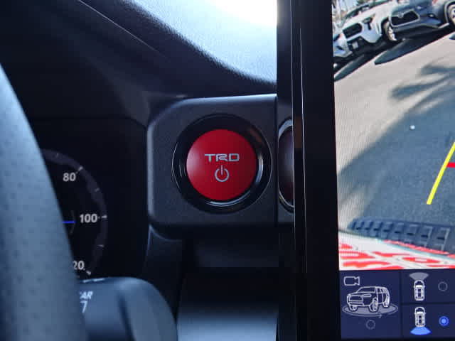 Used 2026 Toyota 4Runner TRD Off-Road Premium w/ Tow Technology Package AWD/4WD image 31