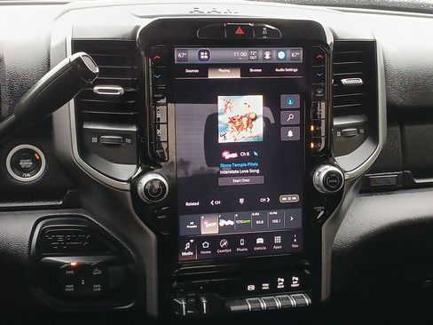 Used 2025 RAM 2500 Big Horn image 13