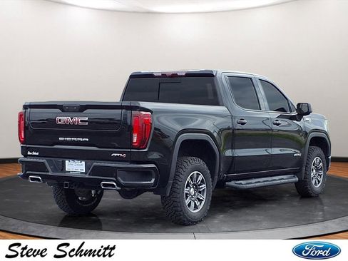 Used 2024 GMC Sierra 1500 AT4 w/ Technology Package AWD/4WD image 22