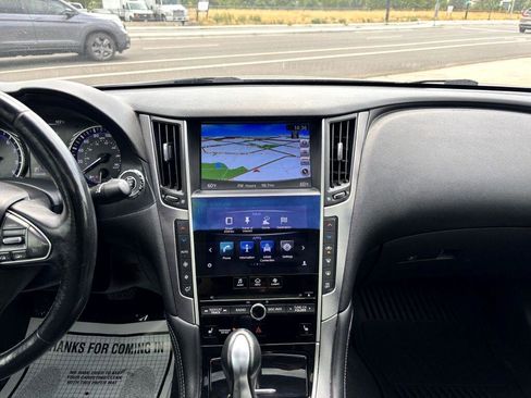 Used 2015 INFINITI Q50 Premium image 19