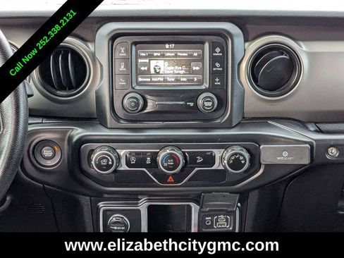 Used 2018 Jeep Wrangler Unlimited Sport image 18