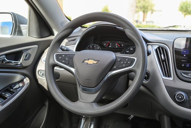 Used 2022 Chevrolet Malibu LS FWD image 17