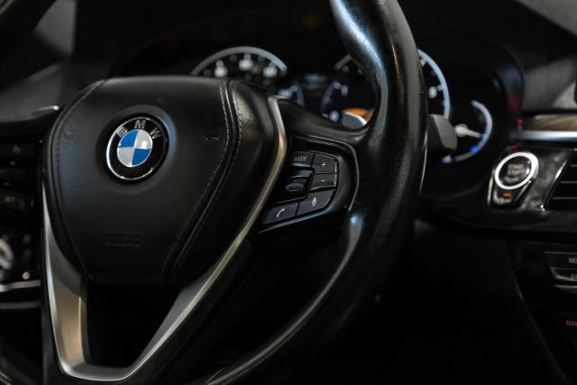 Used 2017 BMW 530i RWD image 21