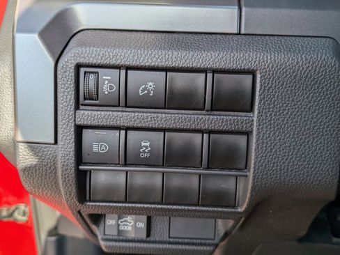 Used 2024 Toyota Tacoma TRD Sport image 32