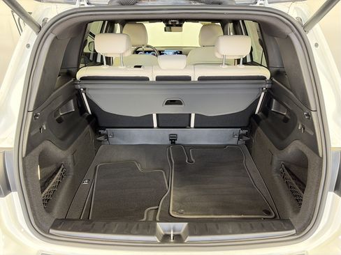 Certified 2025 Mercedes-Benz GLB 250 4MATIC image 14