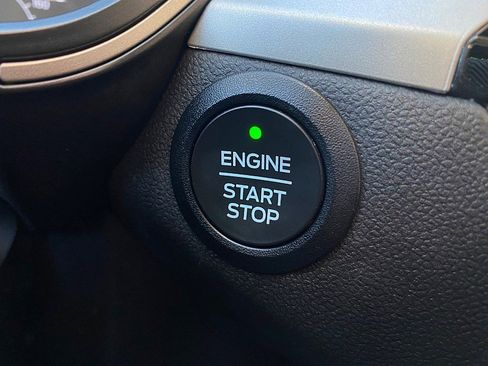 Certified 2022 Ford Escape SE w/ Convenience Package image 47