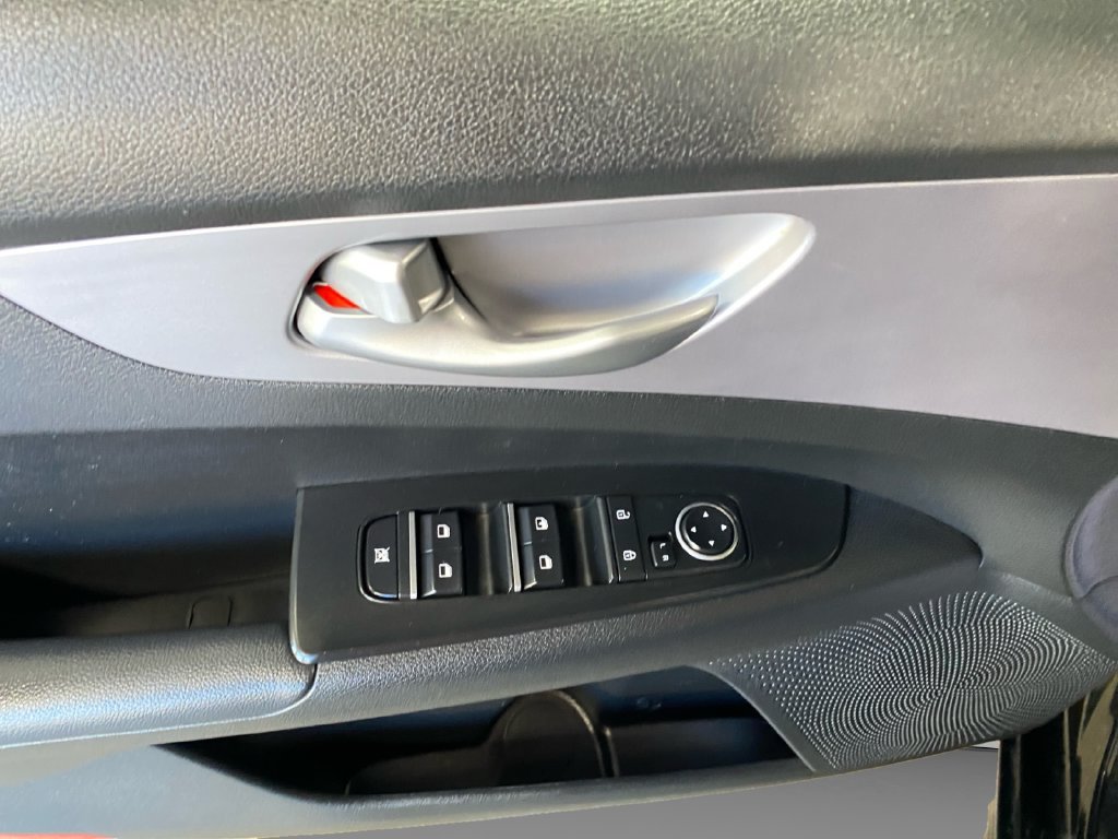 Used 2024 Kia Forte LXS FWD image 19