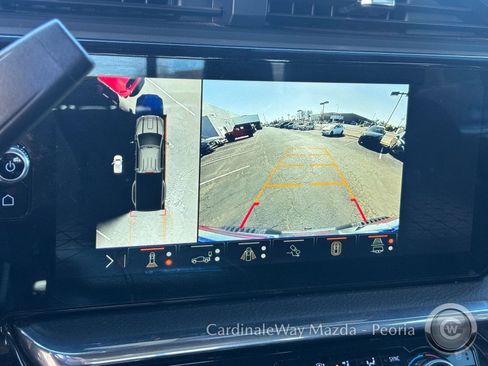 Used 2025 GMC Sierra 3500 Denali w/ Technology Package AWD/4WD image 22