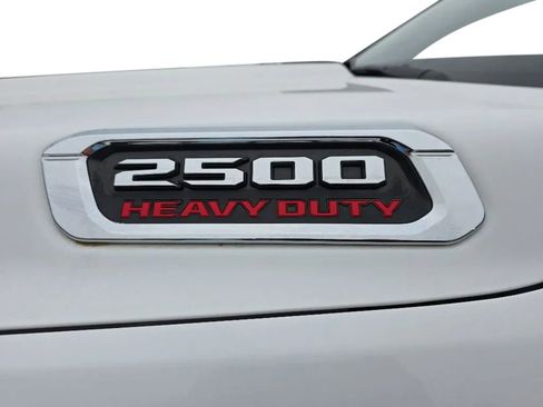 Used 2022 RAM 2500 Tradesman AWD/4WD image 9