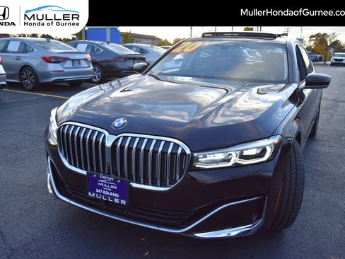 Used 2020 BMW 750i xDrive w/ Executive Package image 15